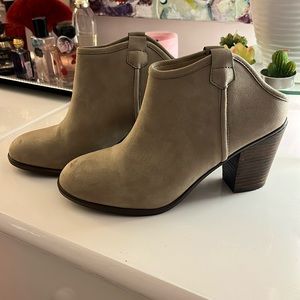 Mix No. 6 tan suede boot/mule size 8